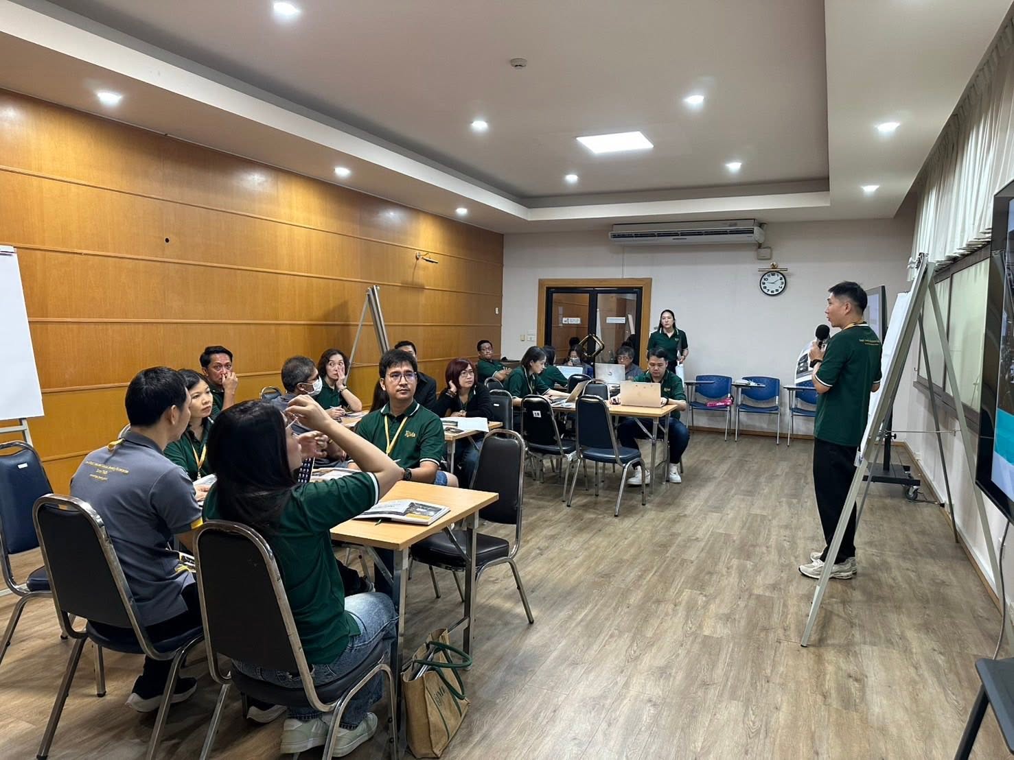 Motivational Leadership for Performance 
